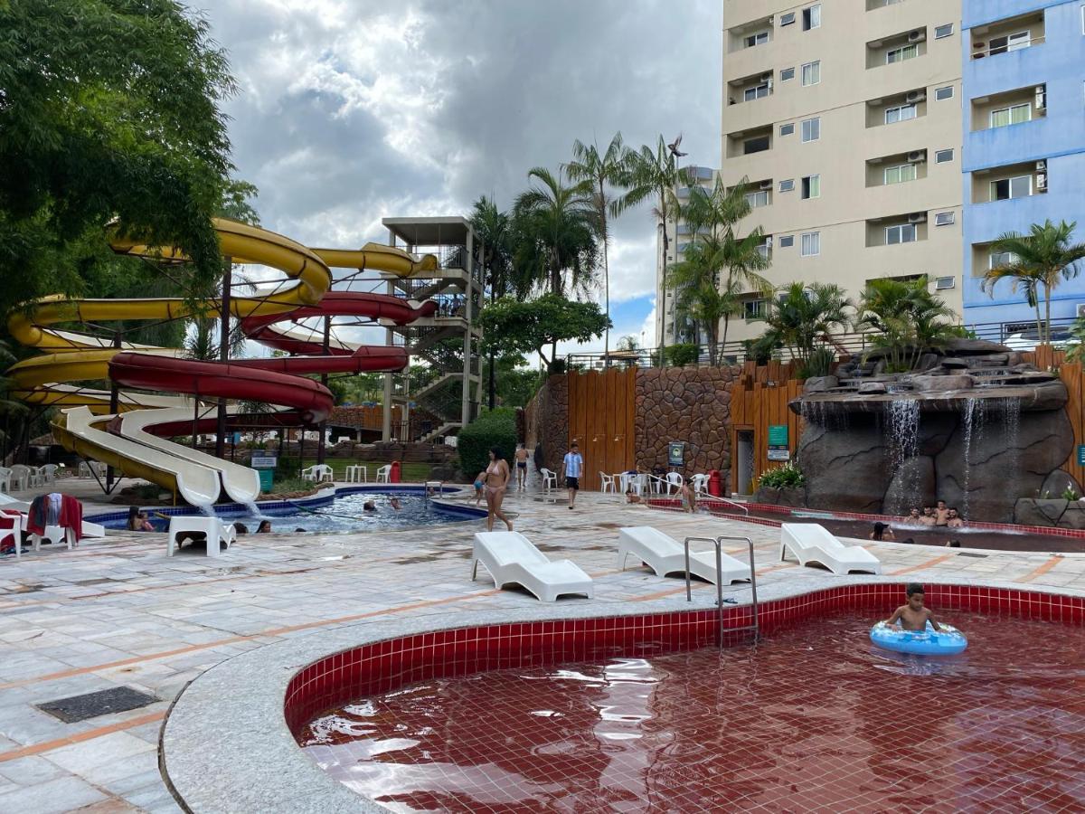 SUÍTE PARA ATÉ 4 PESSOAS EM GOLDEN DOLPHIN GRANDE HOTEL PISCINA 24h Caldas Novas Exterior foto